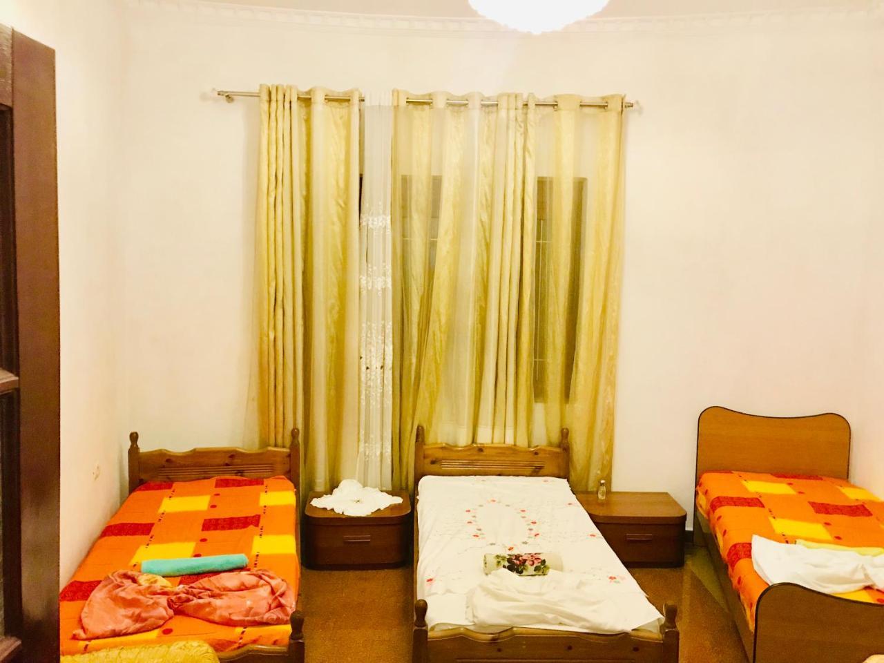 Port Side Rooms Durrës Zewnętrze zdjęcie